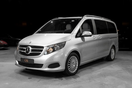 Mercedes-Benz V250