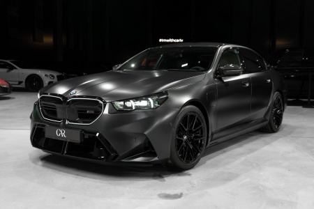 BMW  M5