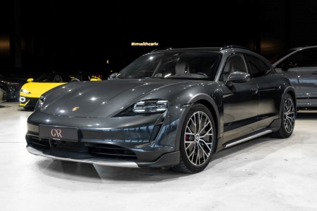 Porsche  Taycan 4S Cross Turismo