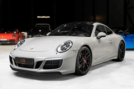 Porsche 911 Carrera GTS 991.2